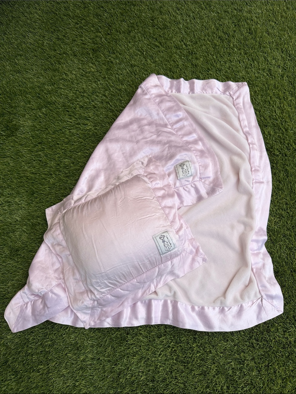 Little Giraffe Light Pink Satin-Trim Blanket & Pillow Set